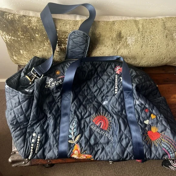 Johnny Was Blue Quilted Travel Bag with Graphic Design - Picture 3 of 9